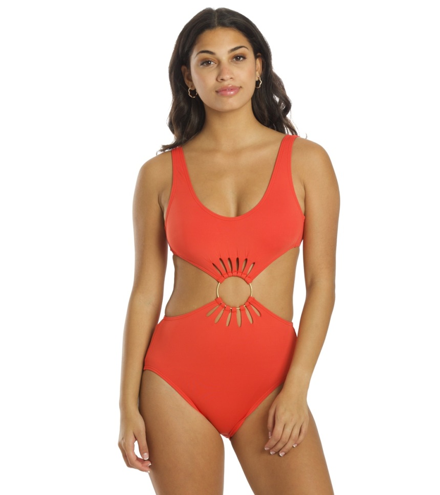 Vince Camuto / Best One-Piece Swimsuits For Petite to Plus Size / The Lama List / www.thelamalist.com